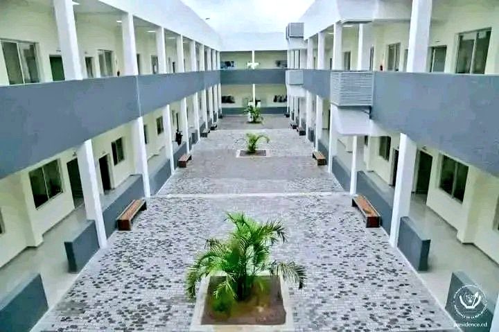 JumbaDrc's tweet image. #RDC 🇨🇩 | #KINSHASA 
UPN: Université Pédagogique Nationale #UPN 
C’est le peuple congolais qui en bénéficie.
L’environnement éducatif que nous voyons seulement sur les chaînes de télé 📺