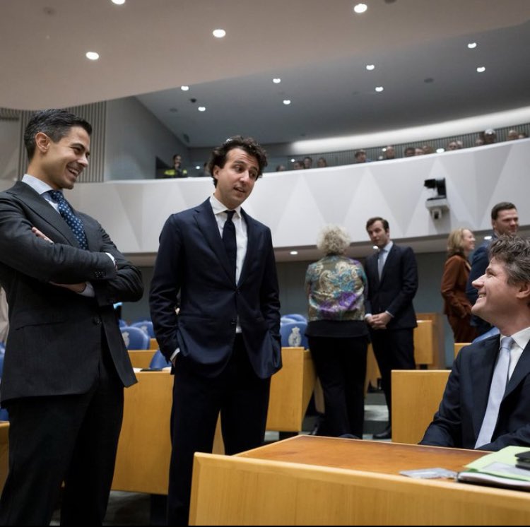 Pacific Carl🌴🇳🇱42 MarinesThePacific1961-1962🤟 tweet media