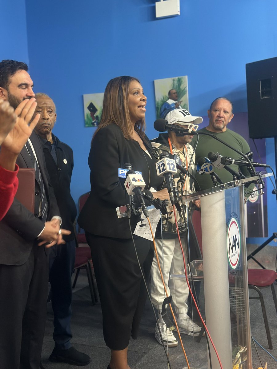 NationalAction's tweet image. Kicking off Thanksgiving 2025 yesterday with Mayor elect Zohran Mamdani, Congressman Adriano Espaillat, Attorney General Letitia James, Spike Lee, NUL President Marc Morial, and more at the National Action Network Annual NYC Holiday Effort. 

#NANHolidays 
#HappyThanksgiving