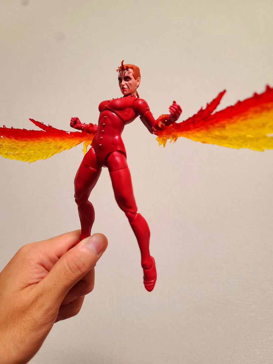 マーベルレジェンド　　 ダークフェニックス Amazon.com: Marvel Legends Series X-Men Classic Dark Phoenix 6