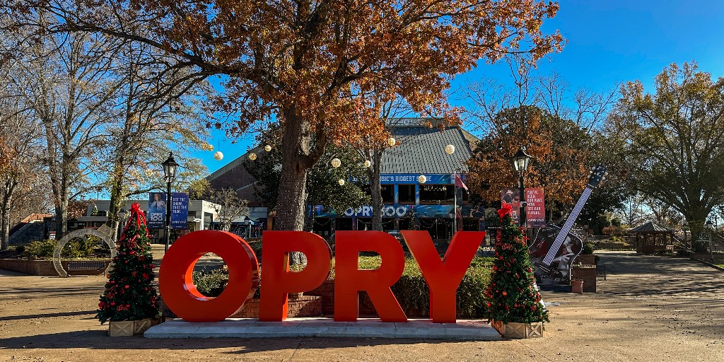 Grand Ole Opry tweet media