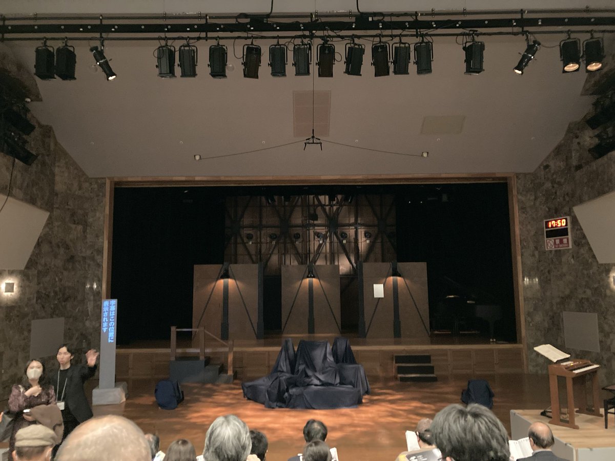 フィガロnovantaquattro@牛込箪笥区民ホール🌈オペラ界のニューウェイブ🫢かどうかはともかく河原師の指導のもと極めてユニークで興味深いオーディション方式などこの世界に新風を巻き起こす意欲満々の素晴らしい舞台✨タイトルロールの降板もものともしない逞しさ💪次回薔薇の騎士は両日行こうかな💖