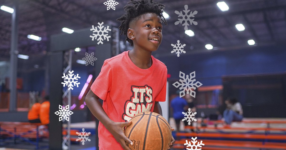 SkyZoneMIAMI's tweet image. 🎉 Black Friday Alert! Grab our 2026 Annual Passes at over 50% off—an amazing gift idea for friends &amp;amp; family 🎁✨. Perfect stocking stuffer for endless fun all year long! Don’t miss out—these deals won’t last! 🎈🔥 #BlackFriday #SkyZone #FunForEveryone