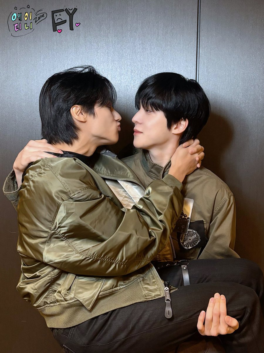 woo_1113's tweet photo. 핰ㅋㅋㅋㅋ 기여워죽겐넼ㅋㅋㅋㅋㅋ https://t.co/Cj9BGQiONO