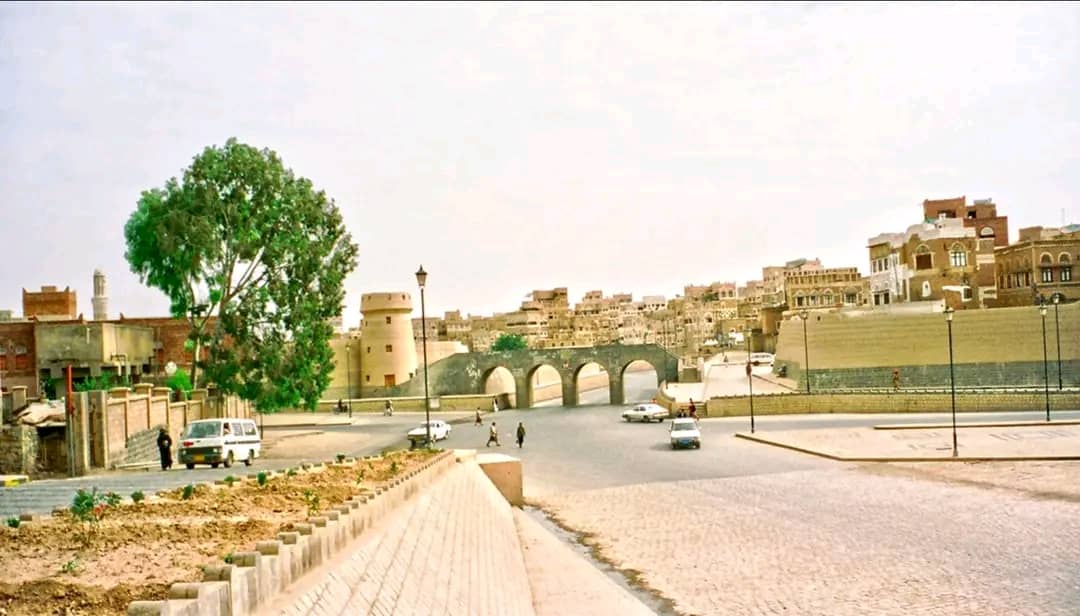 اللهم صلِ و سلم و بارك على نبينا وحبيب قلوبنا محمد وعلى آله و صحبه أجمعين..