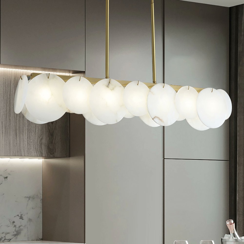 leizhang598998's tweet image. The long table takes center stage! A linear alabaster chandelier provides comfortable lighting for your dining table!
.
#Chandelier #LinearChandelier #AlabasterChandelier #WhiteChandelier #NaturalStone #lightcannon #HomeDecor
.
vidirlighting.com/collections/al…