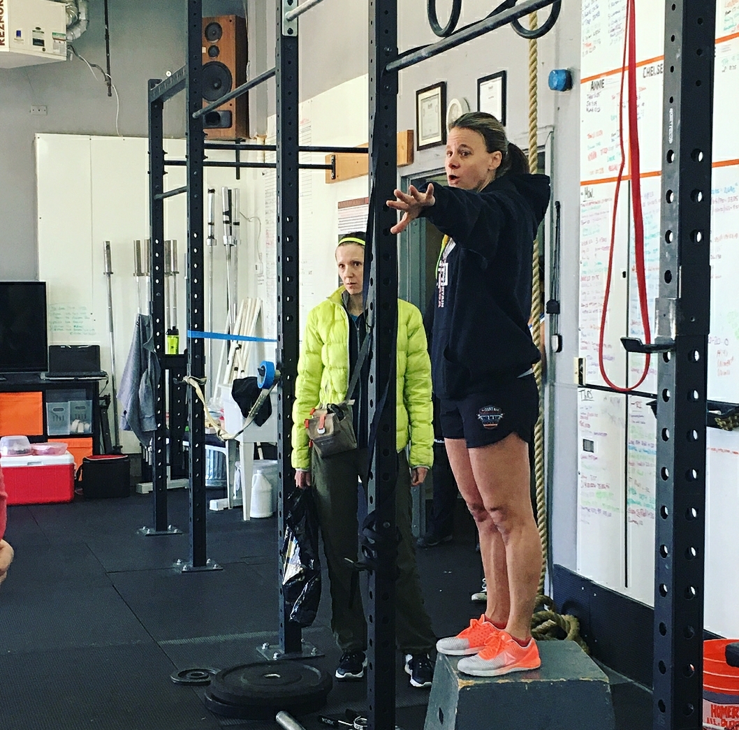RMSDF_Co's tweet image. Friday Flashback 2020 - Not much has changed, Coach Jenny is always pushing herself &amp;amp; setting the tone for the Projectfit side of the gym #rmsdf #suckless