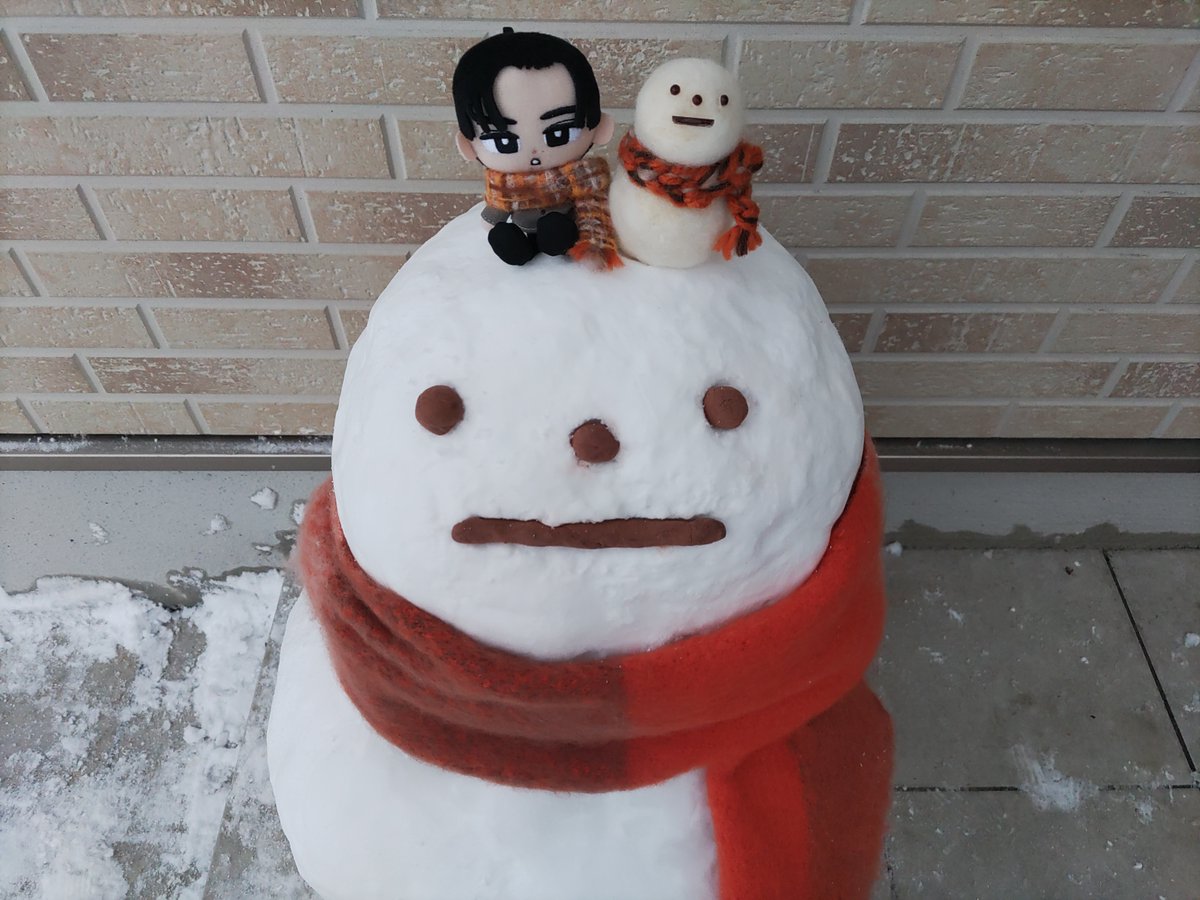 昨年のゆきだるまさん🖤⛄️ 今年のはどんなCMかな～？ #午後の紅茶