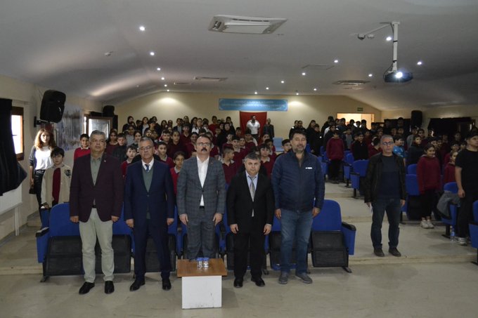 Gençlere İlham Verici Söyleşi Gerçekleştirildi