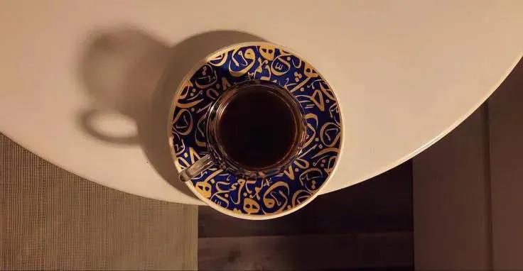 لحظة ادراك 
 قعدت معش نعدل زي قبل 
عيشتها هكي كيف ما هما يبو يشوفوني 
معش نبرر ولا ندور  حتى اللي يتغيرو في معاملتهم معايا معش عندي نية نعرف 
المهم نا كيف ماشية معاهم  وفاطنه لتصرفاتي كله في حدود واحترام وكل كلمة بحسابها لان مرات كلمة نحن نشوفها عادية ف اشخاص تأثر فيهم 🤐