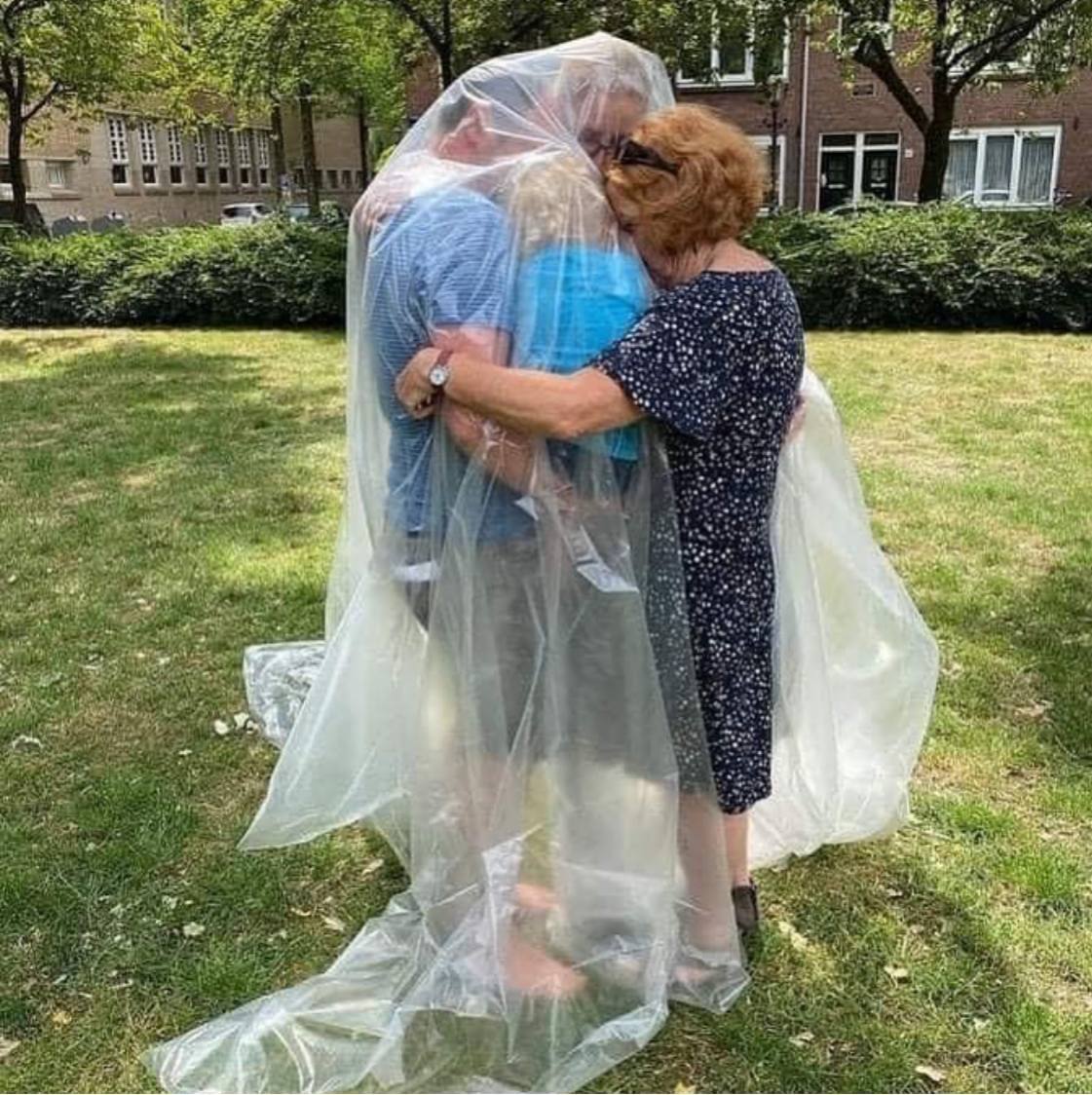 TheSingingDoc's tweet image. Never forget the mental retardation #covid #scamdemic