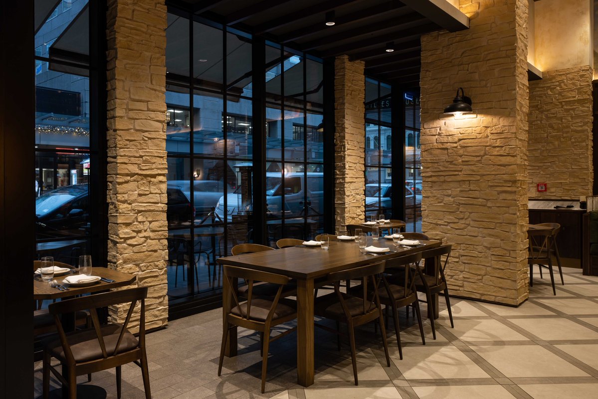 msdpanels's tweet image. La piedra es pura versatilidad.
Restauración, moda, ocio, librerías… cualquier espacio comercial puede transformarse con nuestros paneles imitación piedra: realistas, ligeros y fáciles de instalar.
Descubre todas las colecciones en msdpanels.com