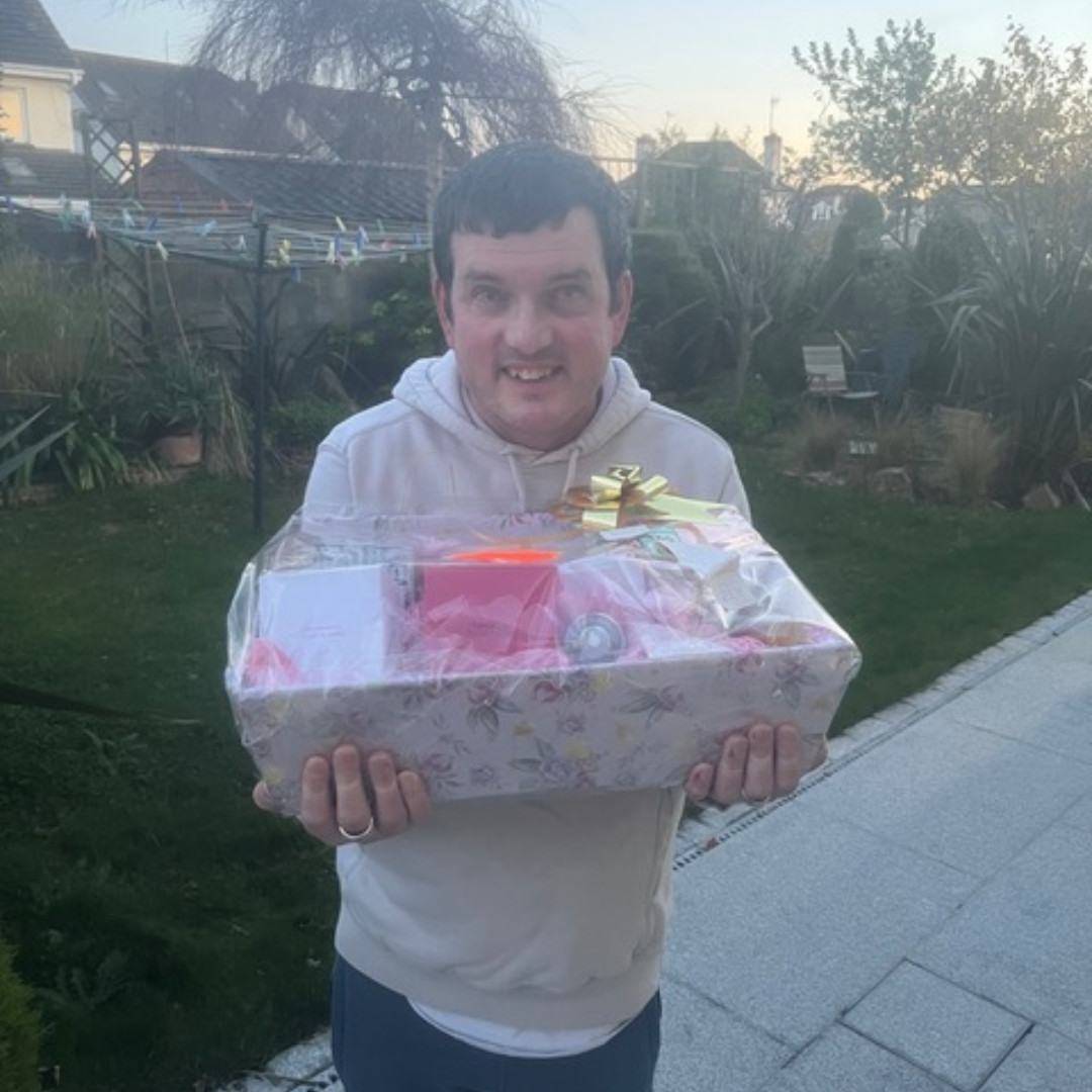 PFTweetsIE's tweet photo. It's beginning to look a lot like Christmas in our services. Stephen, from our NAHVI service in Dublin, takes a break from shopping in the Pavilions centre in Swords, while Fergal struck it lucky on a night out in City North Hotel, winning a seasonal hamper. #Christmas #Dublin https://t.co/eJEdTF0KjQ