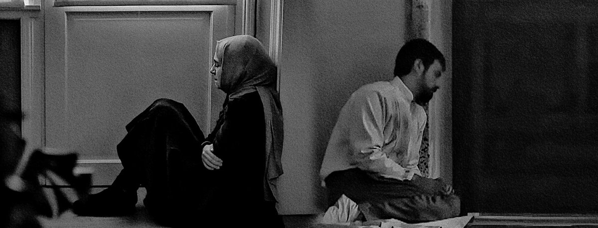 CünZeyi yeniden çekiyorlarmış ama Cüneyd Mert Yazıcıoğlu Zeynep'te Mina Demirtaş değilmiş. Bi süre ben kapı eşiğinde yatıcam.Evet üstüm toz toprak içinde evet üzüntüden ağlayarak evet!! Bana dokanmayın bi süre sonra cilehaneye yerleşcem zaten
#MinaDemirtaş #MertYazıcıoğlu #CünZey