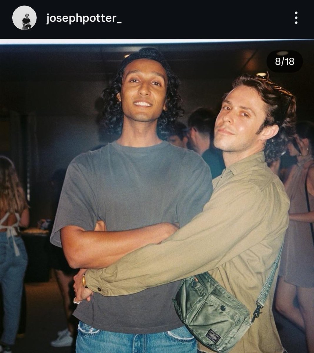 assadthinker's tweet image. 🚨NEW ASSAD ZAMAN PHOTO ON #ASSADZAMANDAY

thanks to the wonderful joseph potter. they're so cute 🥹💞