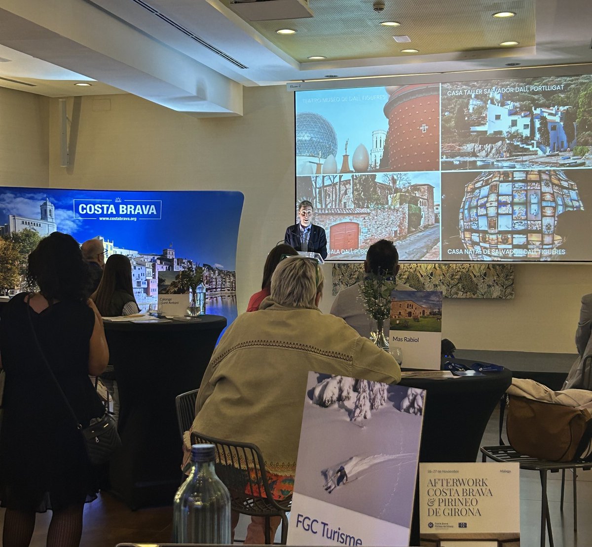 costabrava's tweet photo. 🔊❗️Aquesta setmana hem estat presents a Malaga on hem organitzat una acció promocional amb 60 agencies de viatge receptives i emissores internacionals acompanyats de 25 empreses i entitats del territori per donar a coneixer oferta #inCostaBrava #inPyrennes
🔊Reforcem la visibilitat i comercialització dels productes turístics de la demarcació.