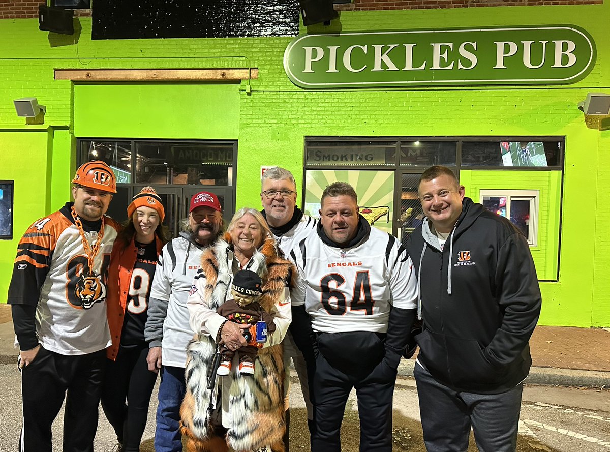 TonyDaTiger96's tweet photo. The drive home won't be as bad today! Great time in Baltimore, bringing home that much-needed Dub! WhoDey!Cincinnati Bengals #Bengals #TonyDaTiger #FanOfFans #BusinessTrip https://t.co/fRqVmSUr9x