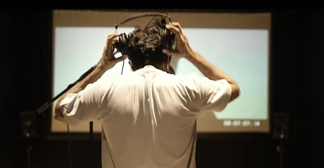 yourgirl5thid05's tweet image. dinner would always be on the table, house will be clean, i’ll raise your 3kids, I will set your hair daily, will make your bed , just give me one chance please SivaKarthikeyan please..