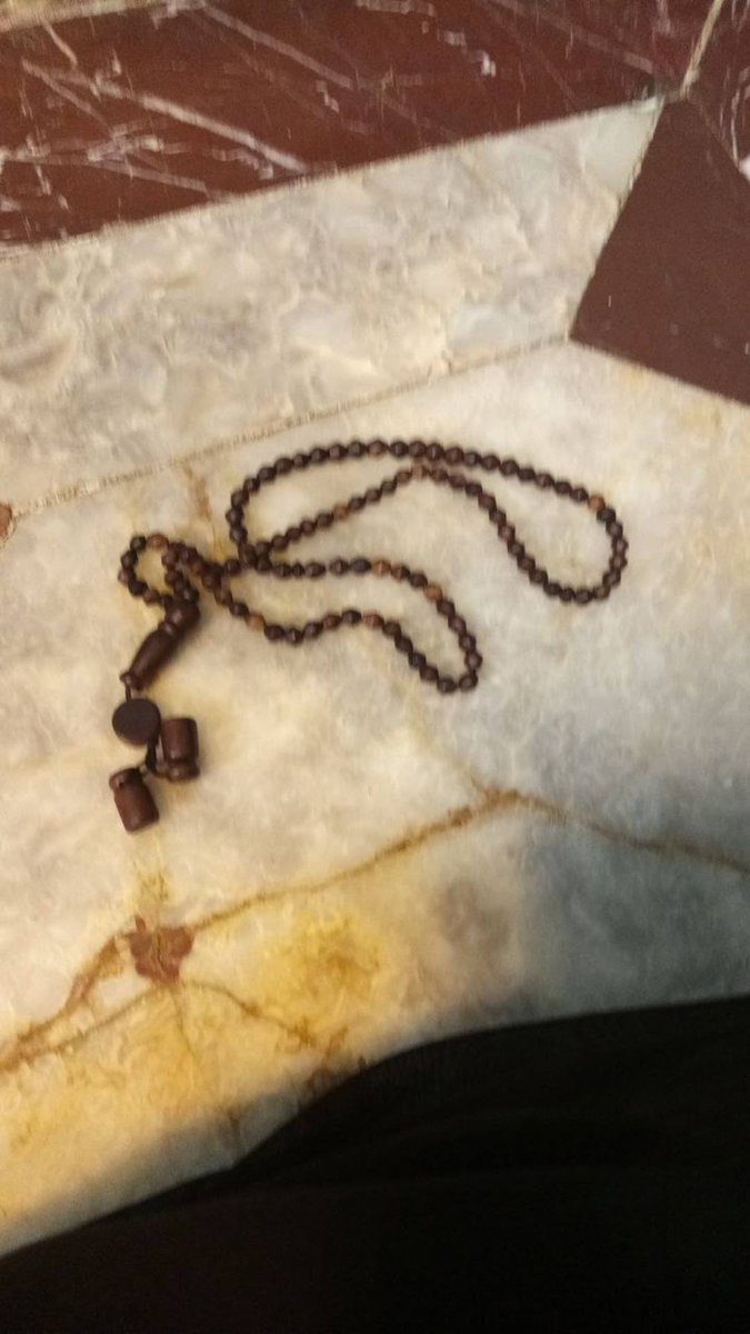 لست بأربعين مؤمنا،
ولا أدري هل أصل مقامهم يوما،
لكنني جئتك مضطرا،
وأنت مجيب المضطر فأجبني ..❤️