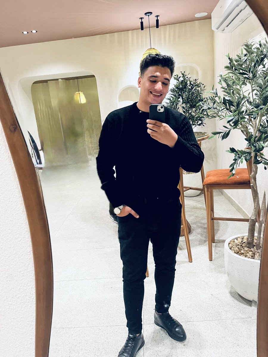 Baselyasser1_7's tweet photo. 🖤🖤🍂 https://t.co/eYOMOMeCW8