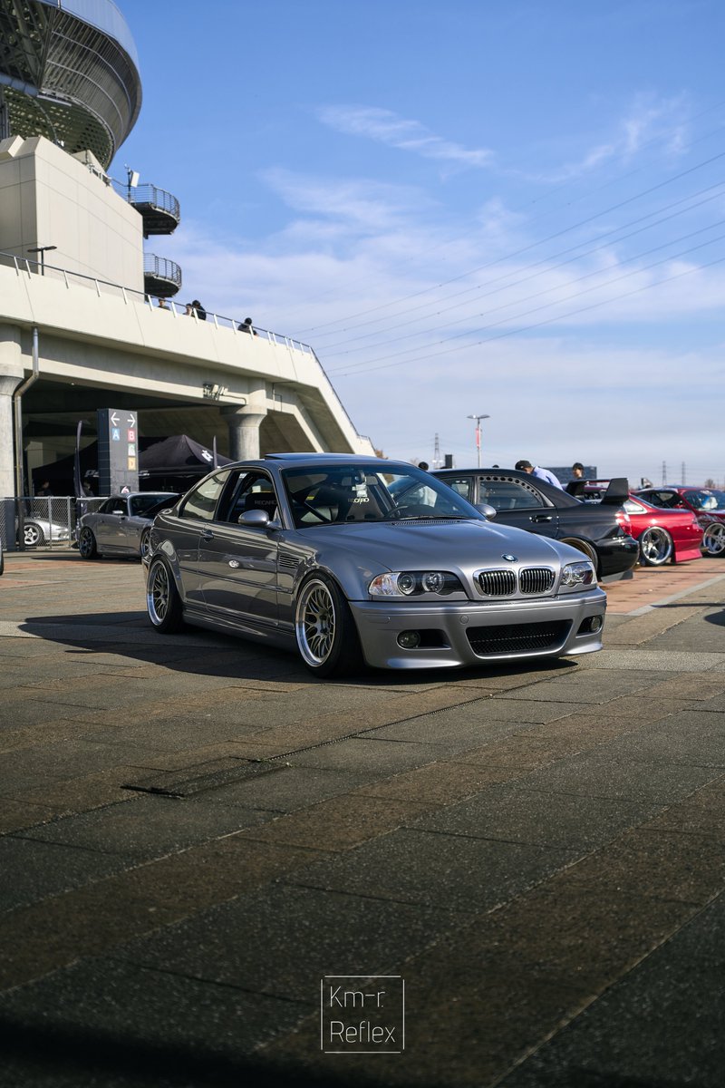 地形バグ tweet media