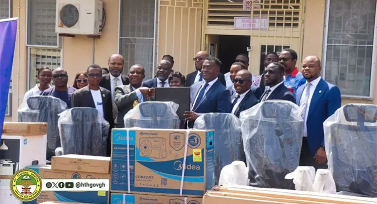 DailyGuideGH's tweet image. Ho Teaching Hospital, Stanbic Bank Enhance Medical Tourism - dailyguidenetwork.com/ho-teaching-ho…