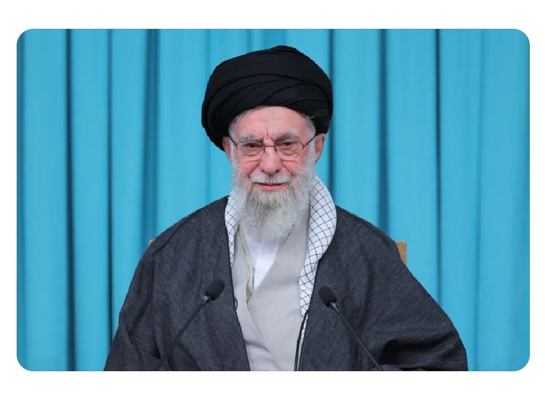 mtajik141631's tweet photo. همه‌مان باید از اسراف پرهیز کنیم. اسراف در آب، نان، گاز، بنزین، ارزاق و خوراکیها. یکی از مهمترین خطرها و ضررها برای کشور و برای خانواده‌ها اسراف است.
اگر این همه اسراف نباشد بدون شک اوضاع کشور خیلی بهتر خواهد بود.
#لبیک_یا_خامنه_ای https://t.co/5IUMW4kdkA