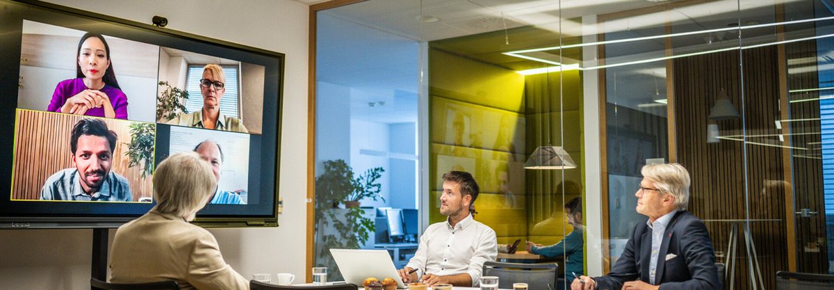 BizTechMagazine's tweet image. “Using a cloud-smart approach, enterprises can make the best decision for each workload without having their blinders on,” says Induprakas Keri @nutanix. Set up your business for hybrid work success with these cloud insights: bit.ly/4oMsCfh