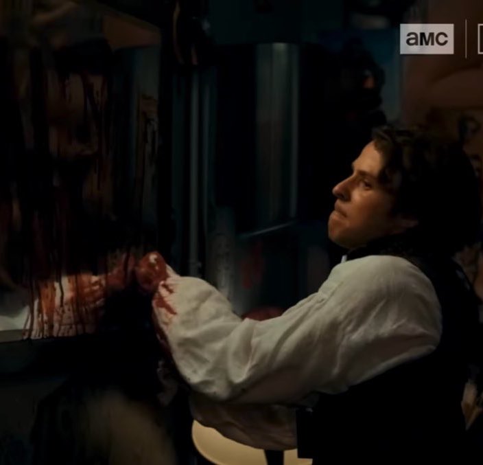 Get in gays, we’re about to experience Nicki on our screens before we know it 🖤