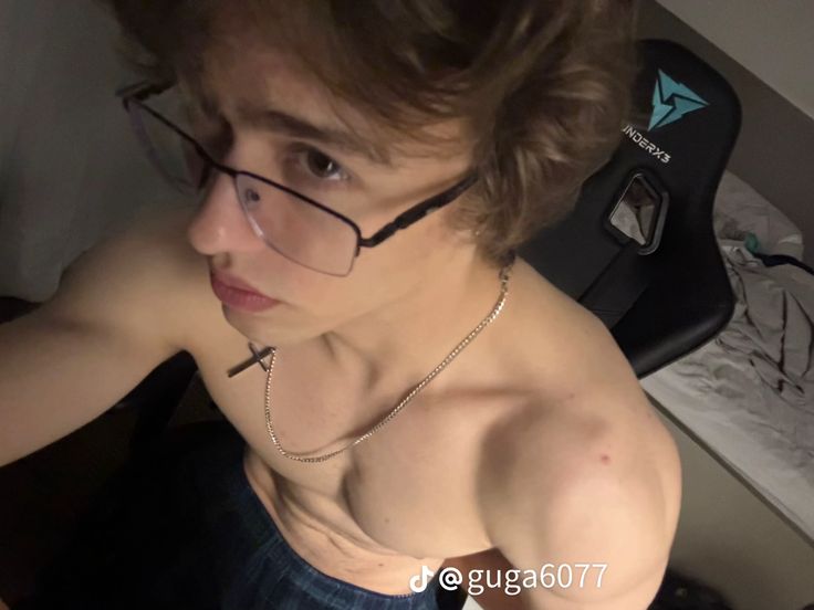 R3alityAn0maly's tweet image. I am definitely leaning towards rectangular...