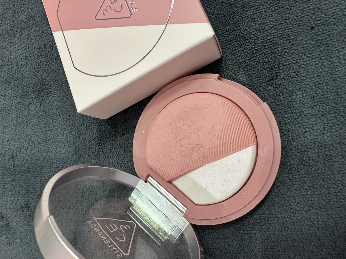 secondhand789's tweet image. ส่งต่อ บลัช 3ce ใช้2ครั้ง
สี Middy hype มีกล่อง 
ส่งต่อ 300.- รวมส่งค่า 
#ส่งต่อเครื่องสําอาง