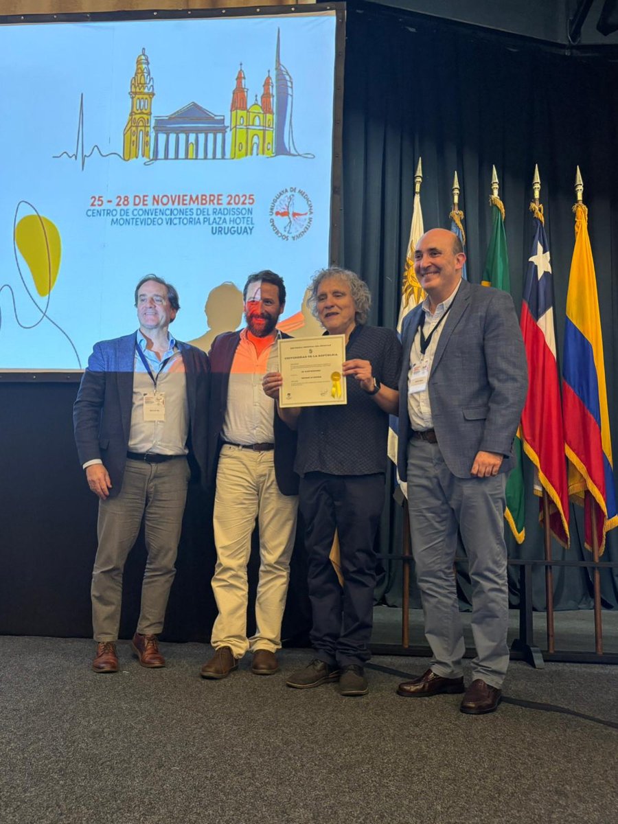 La Facultad de Medicina de la Universidad de la República otorgó el título de Profesor Ad Honorem al Dr. Glenn Hernández, médico intensivista e investigador de reconocida trayectoria internacional 🏅🩺