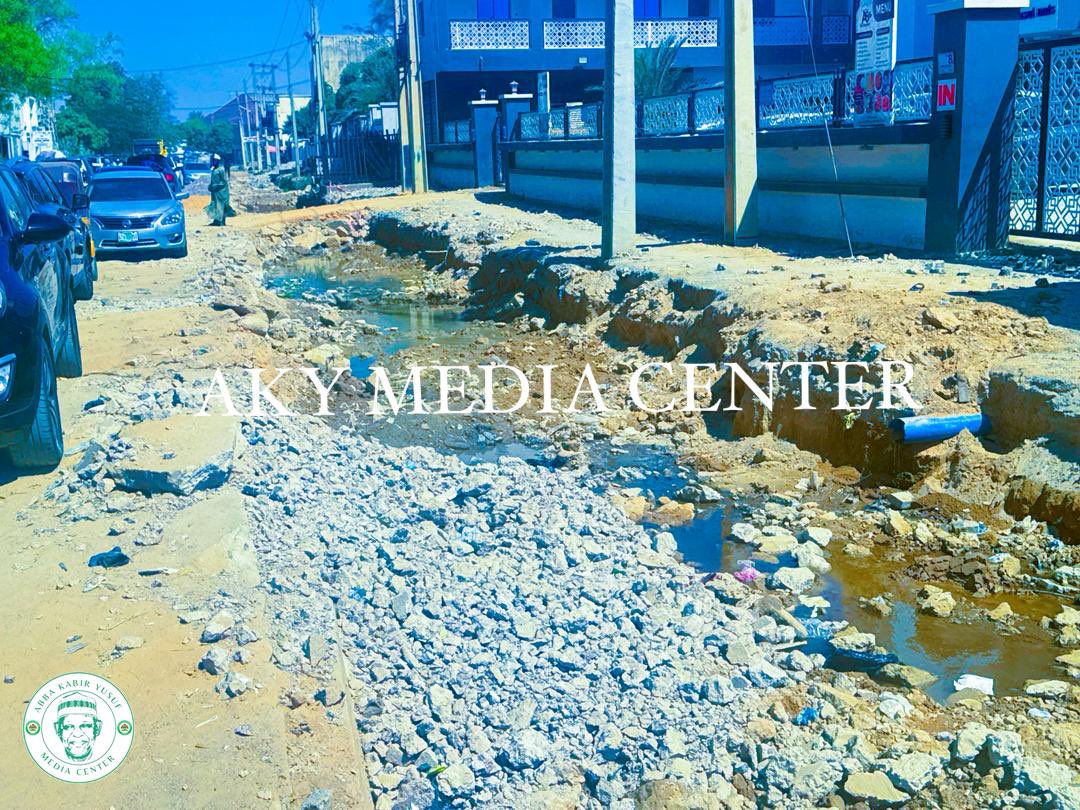 mudassirr_sml's tweet image. All set for the expansion and dualization of Lamido Crescent. 

#AbbaIsWorking.