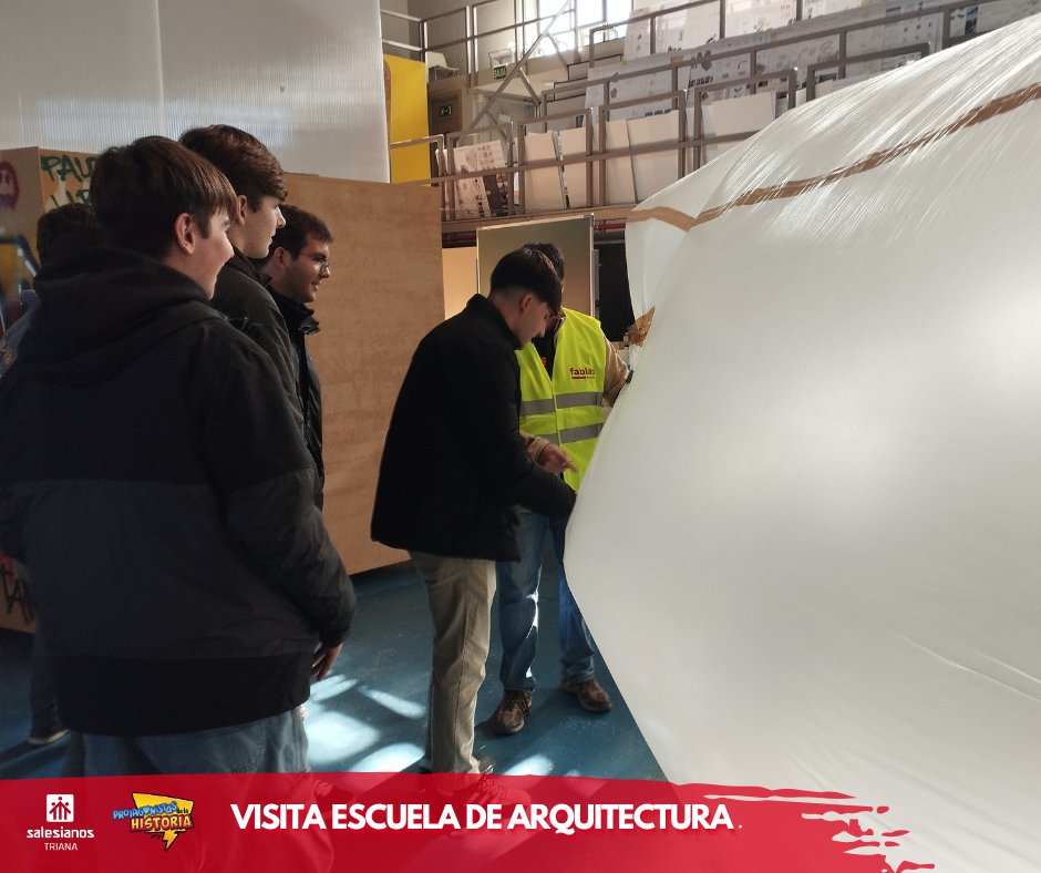 salesianotriana's tweet image. 🏗️ Los alumnos de 1°bach tecnológico asisten a la jornada de Puertas Abiertas de la Escuela técnica superior de Arquitectura.

🥼 Han experimentado cómo se desarrolla el día a día en la escuela y han visitado el taller FabLab. 

#muchomásqueunaescuela