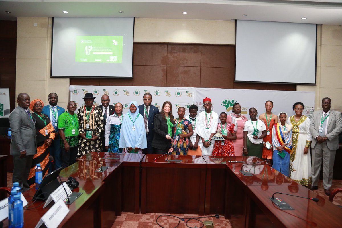 acerwc's tweet image. Le panel dirigé par les enfants addresse ses recommendations au Comité

&quot;Exiger des États membres qu’ils assurent la participation effective des enfants dans tous de prise de décision concernant les droits Bien-être de l’enfant.&quot; Zahra Abdelkerim Moussa, Chad🇹🇩

#ACRWC35