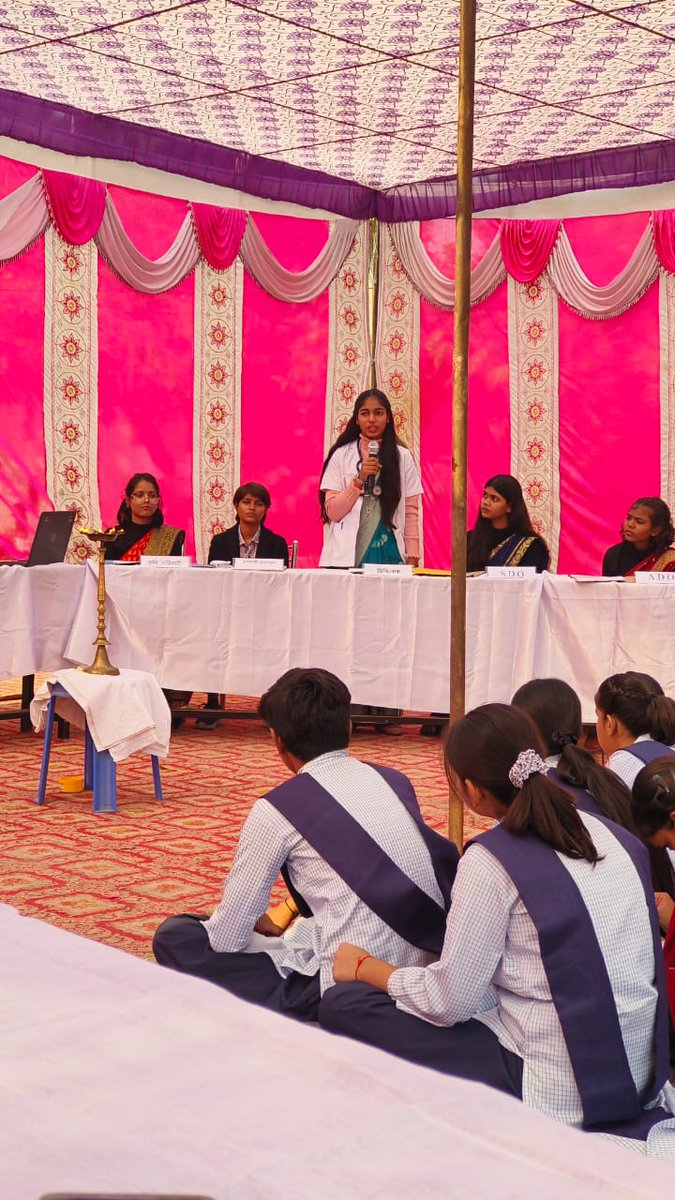 jnv_ballia's tweet photo. Students of JNV Ballia conducted a vibrant Model Youth Gram Sabha,showcasing how issues of public welfare are raised and solutions are discussed in a Gram Sabha.   

#ModelYouthGramSabha
@EduMinOfIndia 
@NVS_HQ 
@mopr_goi @nvsrolko @dmballia @cbseindia29 https://t.co/isGUHWpAXm