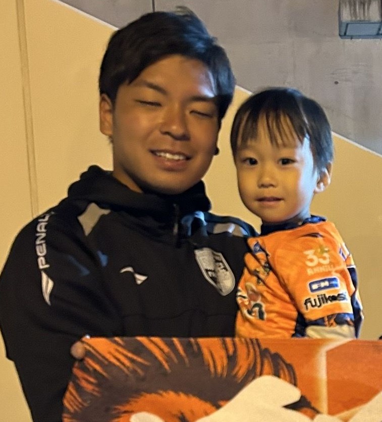 guppears's tweet photo. 浮田…悲しい😢
もっとUスタで見ていたかった。
長野の為に戦ってくれてありがとうございました。
#浮田健誠
#acnp https://t.co/YYu9mp2pn6