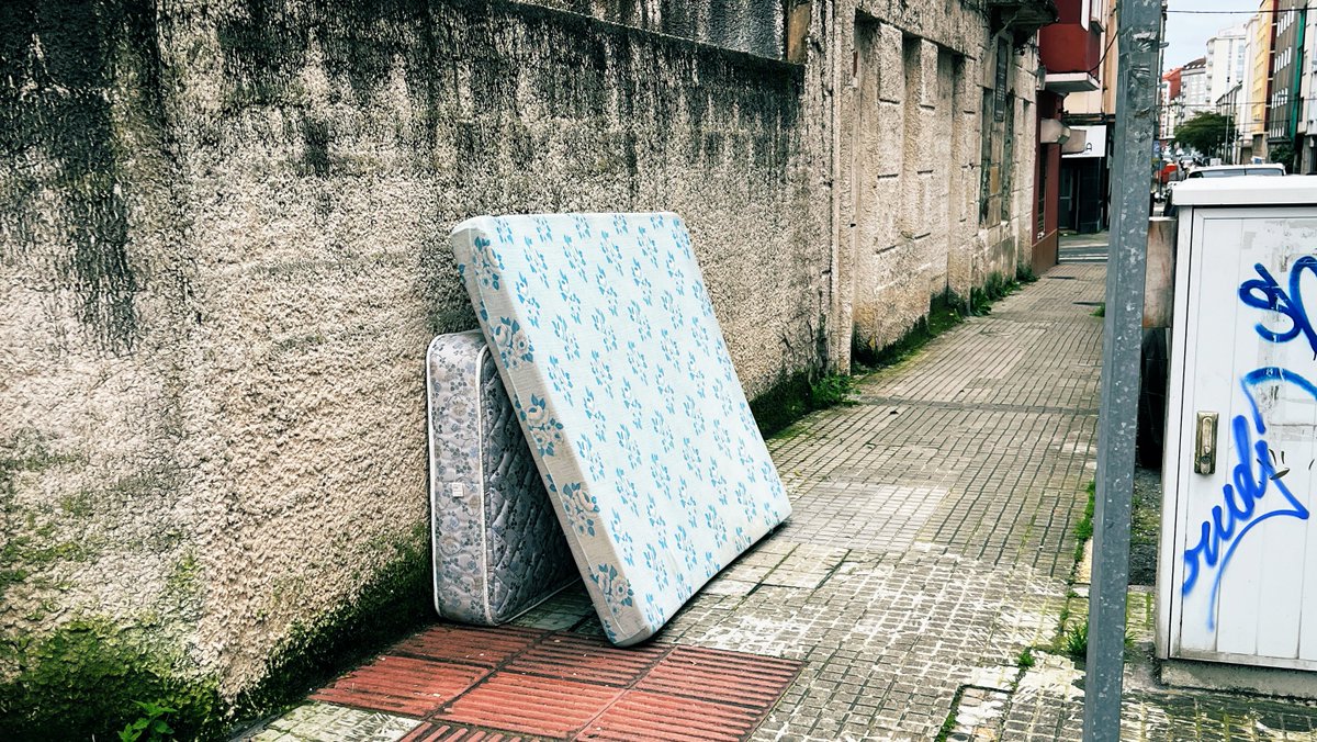 Muebles El Ferrolano os desea feliz #BlackFriday 

<a href="/FerrolOficial/">Concello de Ferrol</a> <a href="/urbaser_/">Urbaser</a> <a href="/fempcomunica/">FEMP</a>