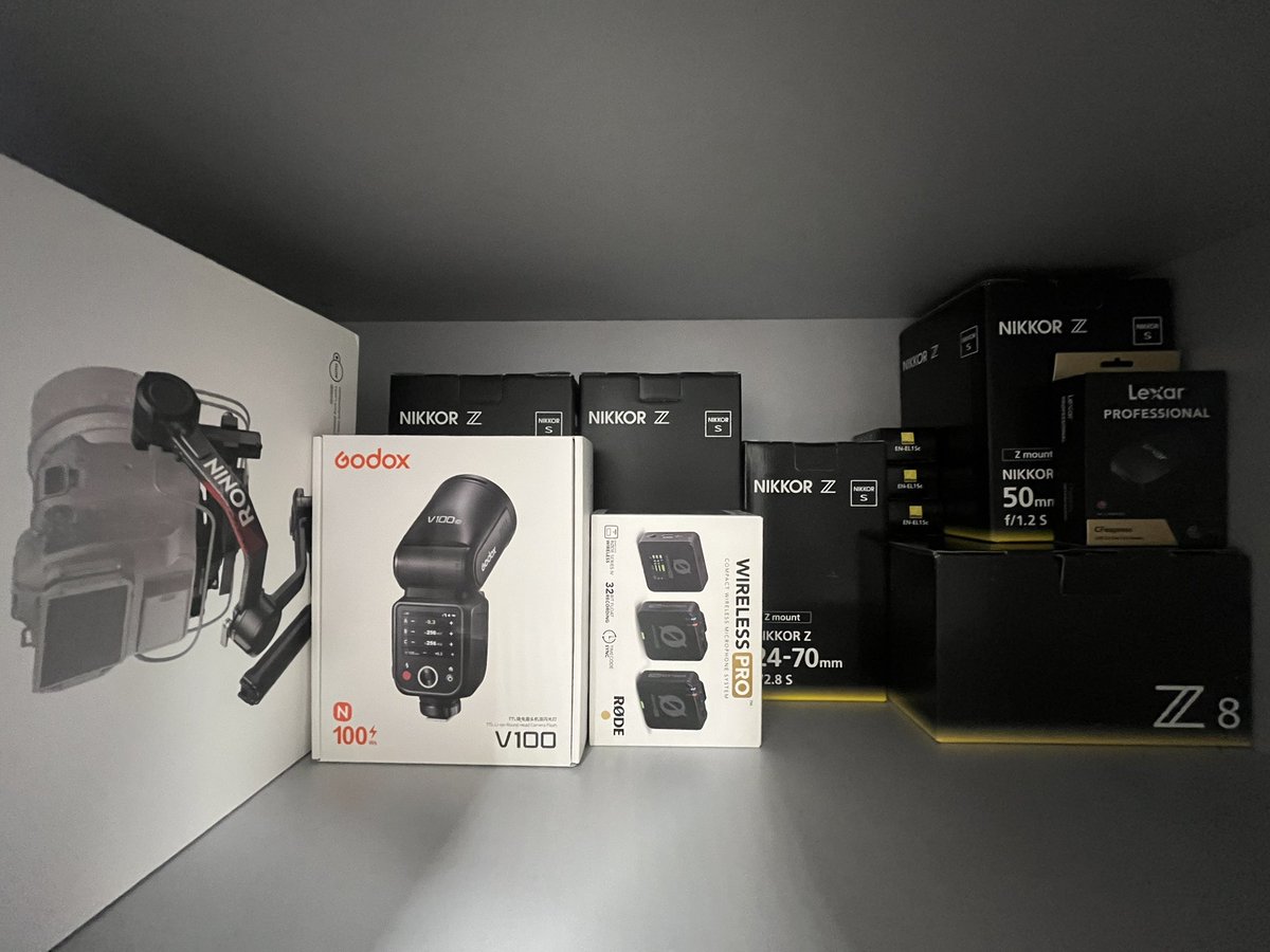 Девочки мои, себя нужно баловать, хотя бы раз.