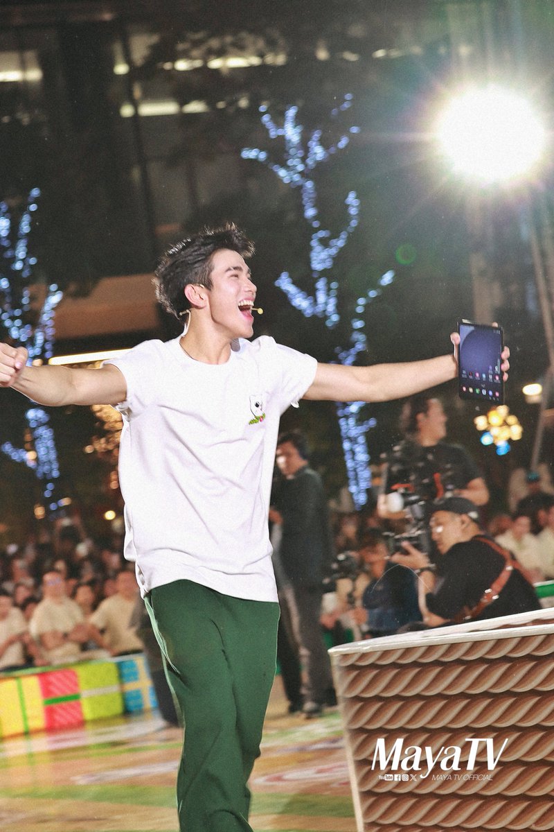 mayaonline2002's tweet image. VDO #MAYATVOFFICIAL | พี่น้องเจม #Gemini_NT  น้องลูกโฟ้ด #Fourthnattawat กับเกม &quot;บันไดแมว..เมี๊ยว&quot; ที่งาน “รู้สึกดีทุก TEA ที่เข้าแอปโออิชิคลับ” #รู้สึกดีทุกTeaที่เข้าแอปโออิชิคลับ  

📺🔗youtu.be/a7Ci_9swyaE?si…

OishiClub GFSN
#OishiClubxGeminiFourth
#GeminiFourth #เจมีไนน์โฟร์ท…