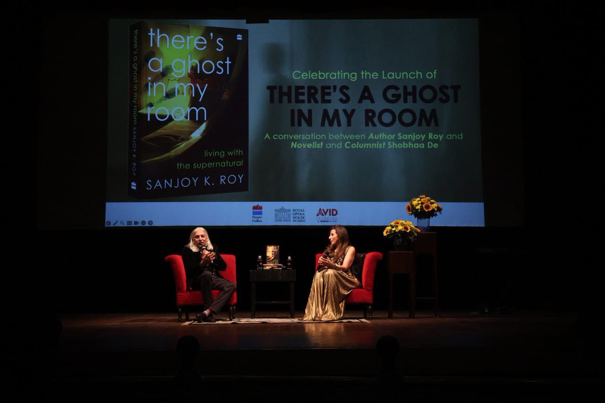 HarperCollins tweet media