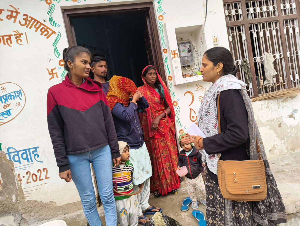 sbmualwar's tweet image. नगर निगम अलवर द्वारा चलाया जा रहा विशेष जागरूकता अभियान, टीम द्वारा घर-घर जाकर रहवासियों को कचरे के प्रकारों के बारे में जागरूक किया जा रहा है |

#SwachhBharat #WasteSegregation

@MoHUA_India @SwachhBharatGov @SmdsbmU @SwachSurvekshan @mlkhattar @tokhansahu_bjp @DMDCAlwar