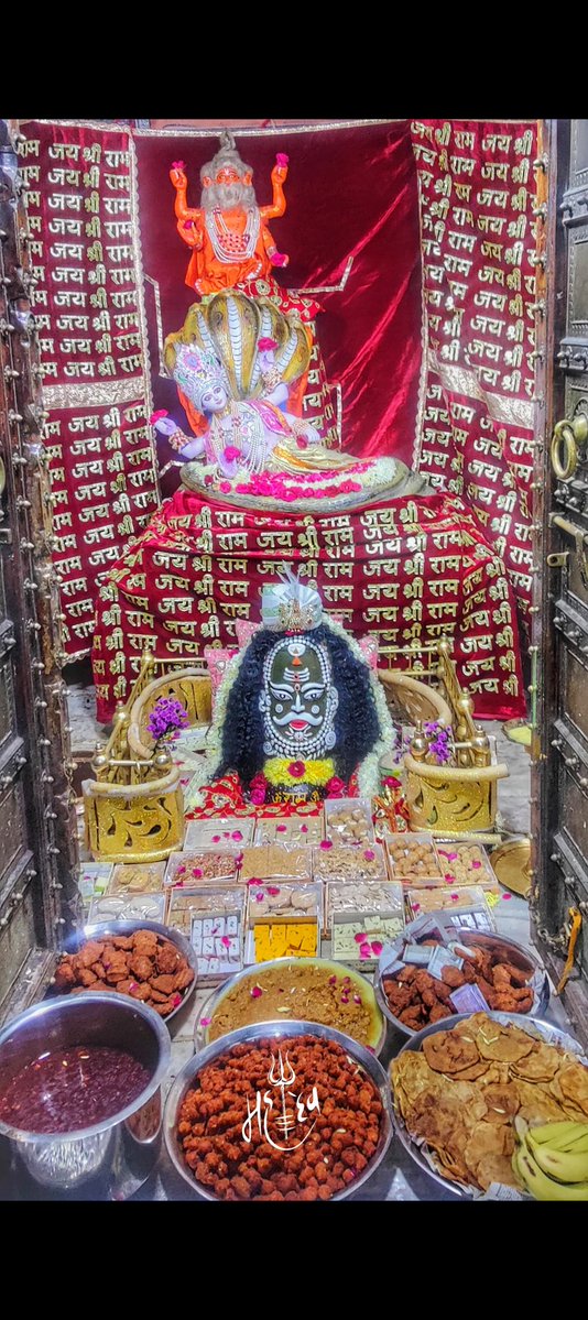 Sangeet45938509's tweet image. *शिव षडाक्षर स्तोत्र*

&quot;ॐकाराय नमो नमः&quot;

&quot;षडक्षरमिदं स्तोत्रं यः पठेच्छिवसंनिधौ । शिवलोकमवाप्नोति शिवेन सह मोदते ॥&quot; 
अर्थात् :- 
जो कोई भी शिवजी की उपस्थिति में, 
इस षडाक्षर स्तोत्र का पाठ करता है, 
वह शिवलोक को प्राप्त होता है 
एवं 
शिवजी के साथ आनंदमय रहता है।…