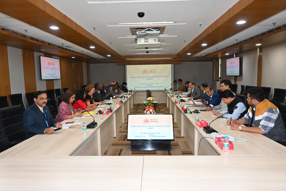 UIDAI's tweet image. A delegation from the Republic of Benin and UNICEF visited UIDAI Head Office in New Delhi. 

The CEO UIDAI briefed the delegation about the Aadhaar ecosystem, focusing on its framework for enrolment, update, authentication, and services delivery.

Detailed discussions offered the…