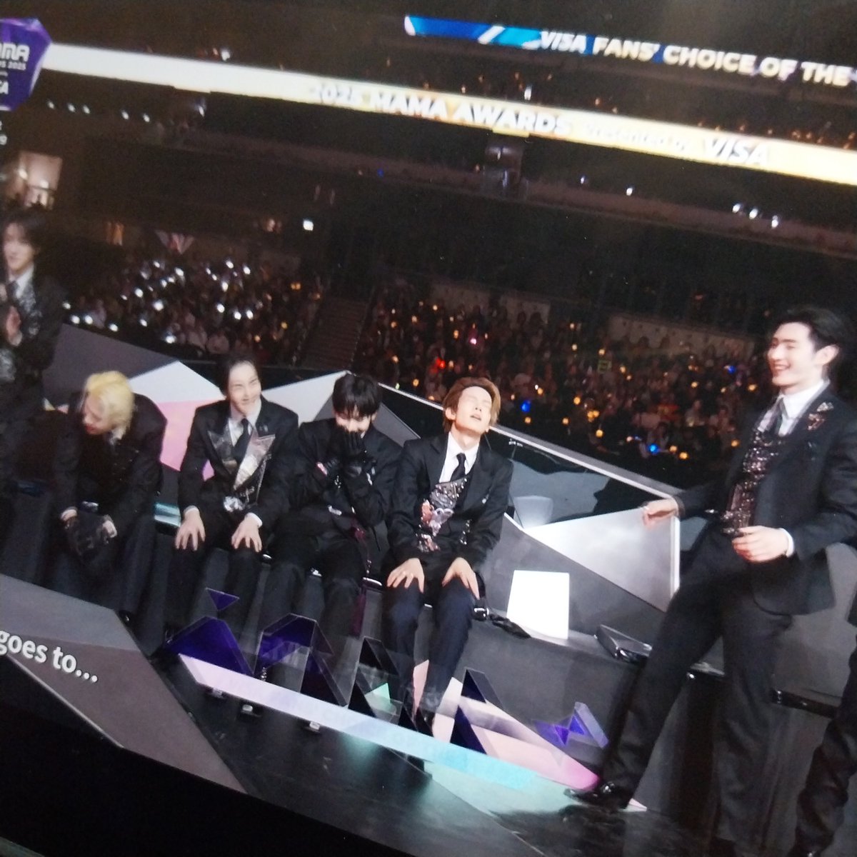 beelovessunoo's tweet image. ทำได้แล้ว😭ทุกคน😭😭 #ENHYPEN ชนะ แดซังมาม่า 2025 #2025MAMAVOTE