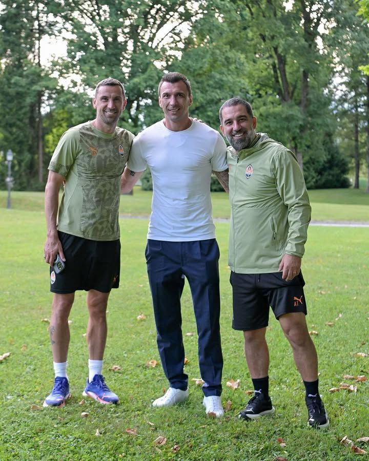 Champions run toward pressure and expectations. 

They embrace the target. 

If that doesn’t bring out the best in you as a coach, maybe you’re in the wrong spot.