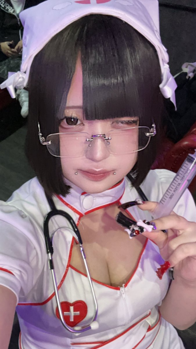 💕23:00〜💕
ちょっとちくってするかも♡
#美男美女さんと繋がりたい #美男美女さんとつながりたい #自撮り界隈  #コンカフェ嬢 #コンカフェ営業ください  #コンカフェ大阪 #コンカフェ営業ください #宗右衛門町コンカフェ #コンカフェ