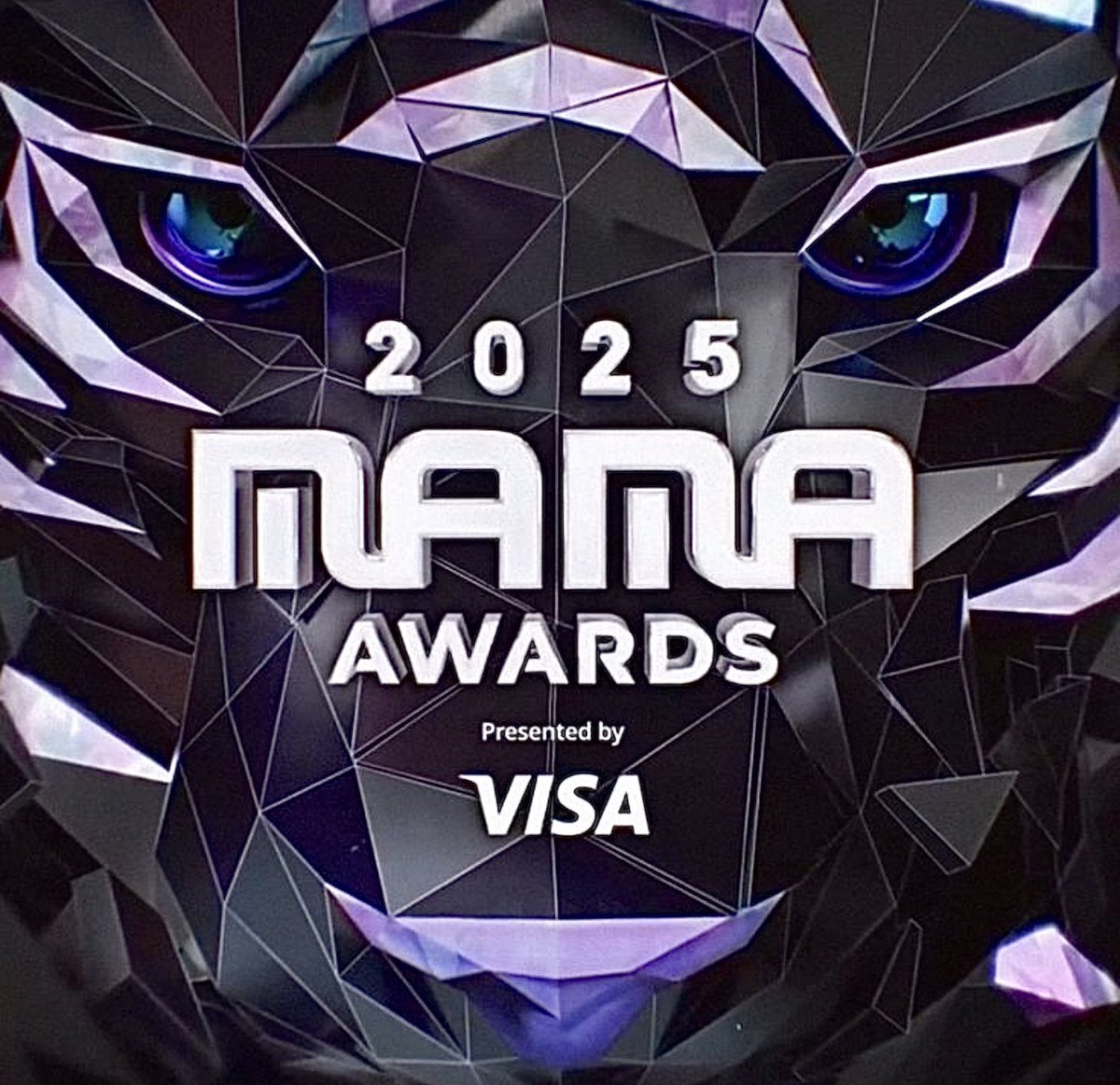 tksovers's tweet image. 🏆 JIN won &quot;Fans Choice&quot; at the 2025 MAMA Awards !! 

CONGRATULATIONS JIN 
#2025MAMA