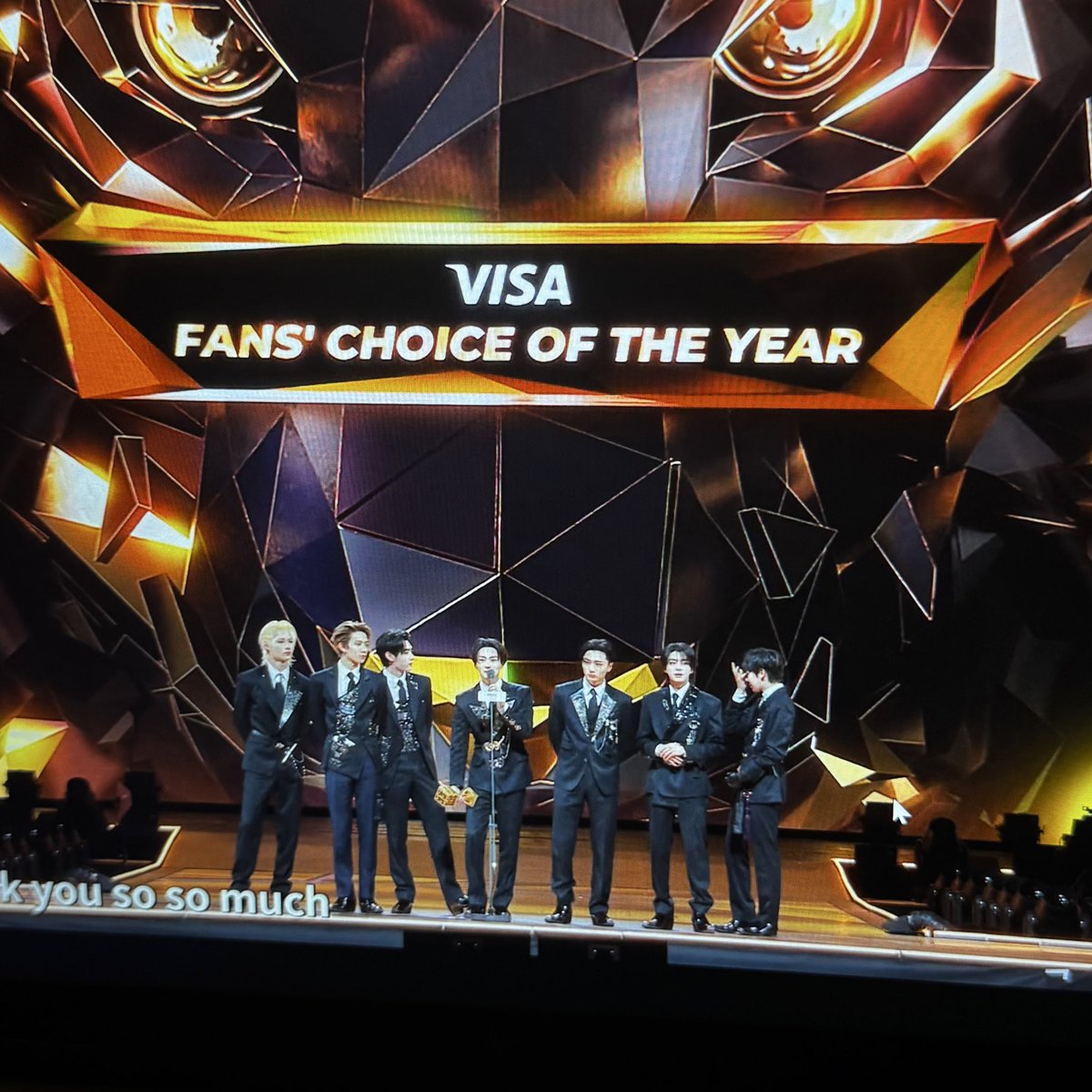 shai • puma duck doll on 📌 tweet media