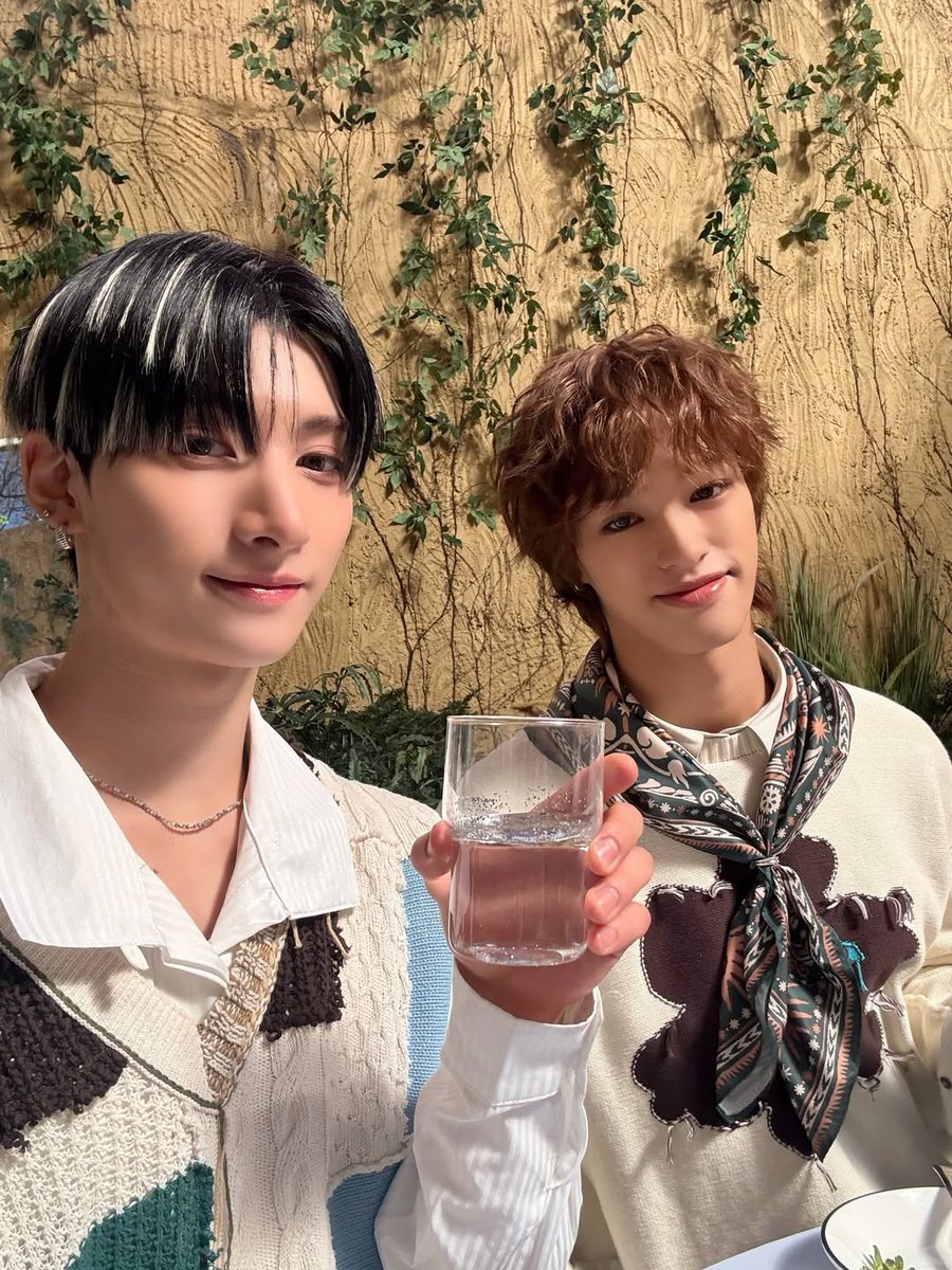 Yu's 251128 Instagram update (1/2) #SEITA #세이타 #セイタ 🎵 Bruno